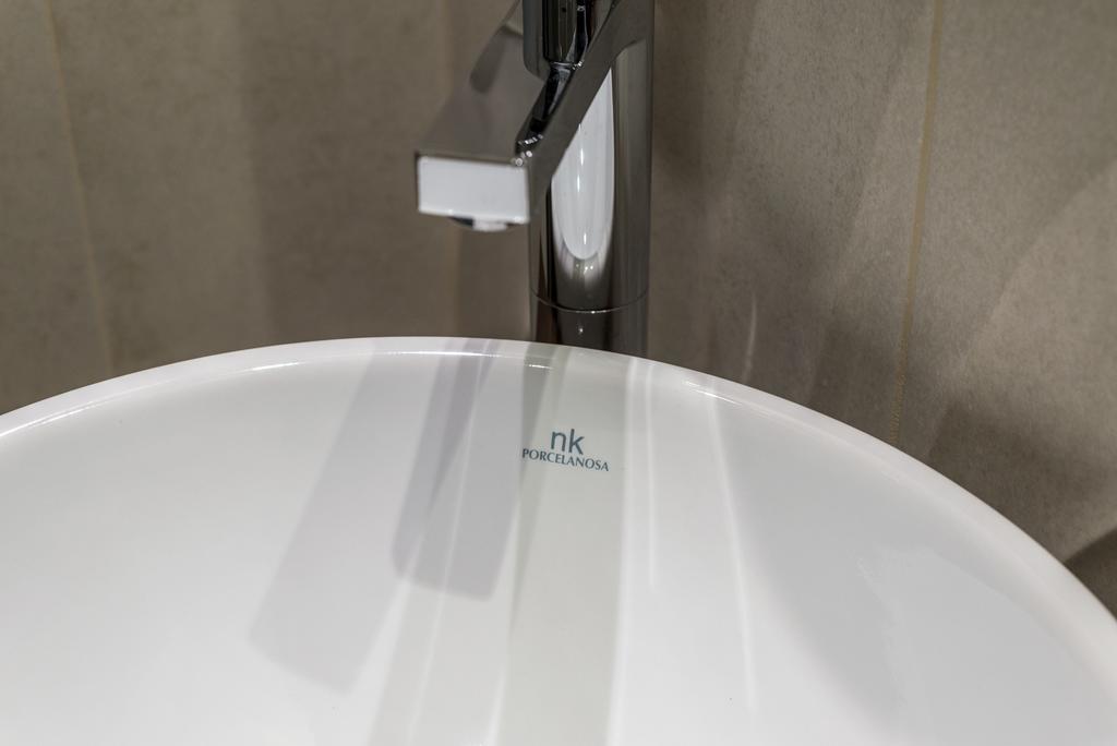 Cuatro Caminos Rooms Torrelavega Ngoại thất bức ảnh