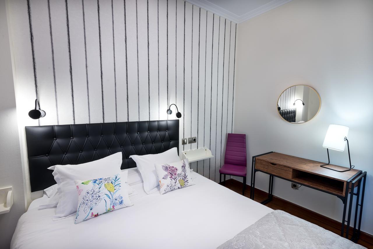 Cuatro Caminos Rooms Torrelavega Ngoại thất bức ảnh